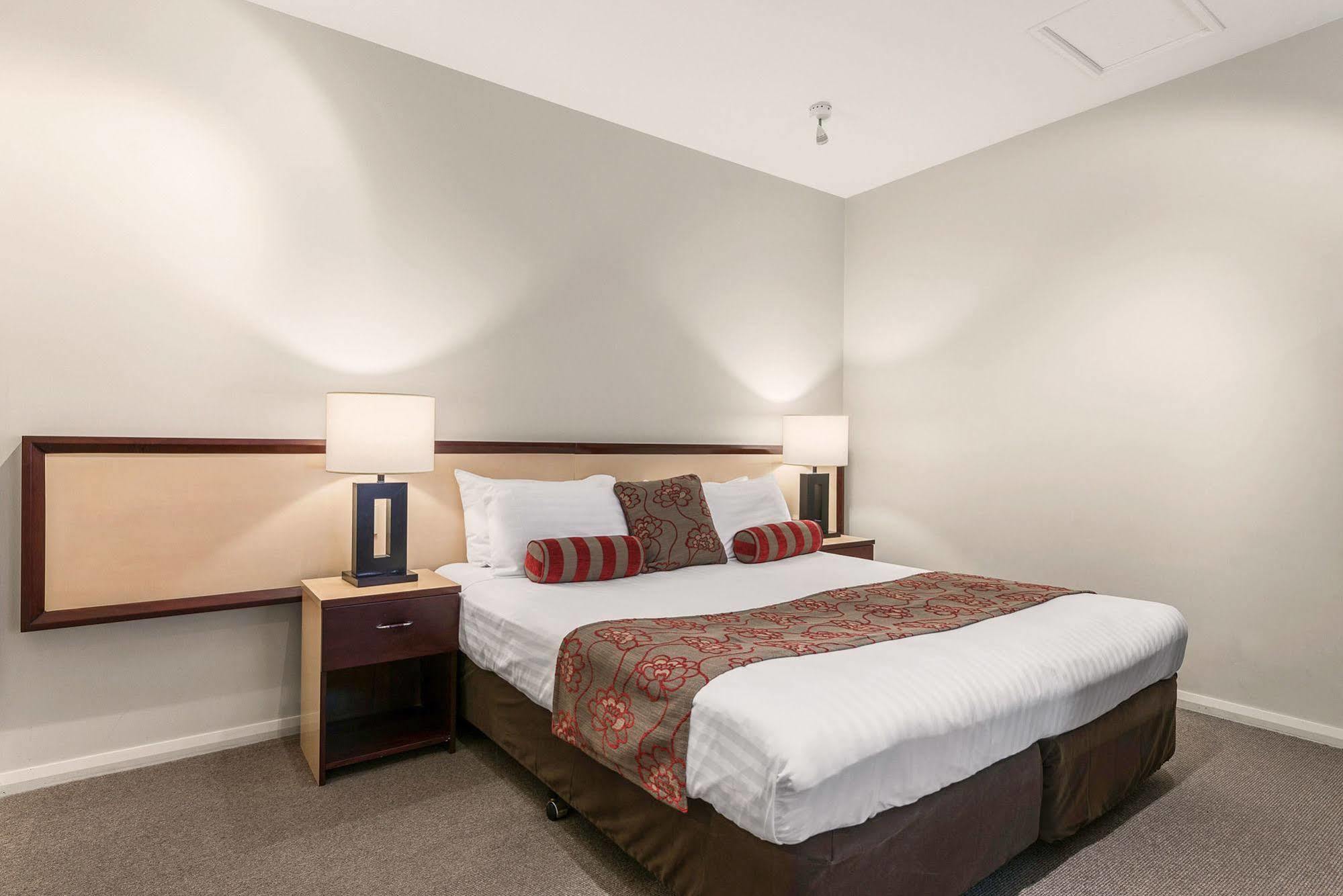 Mantra One Sandy Bay Road Hobart Extérieur photo